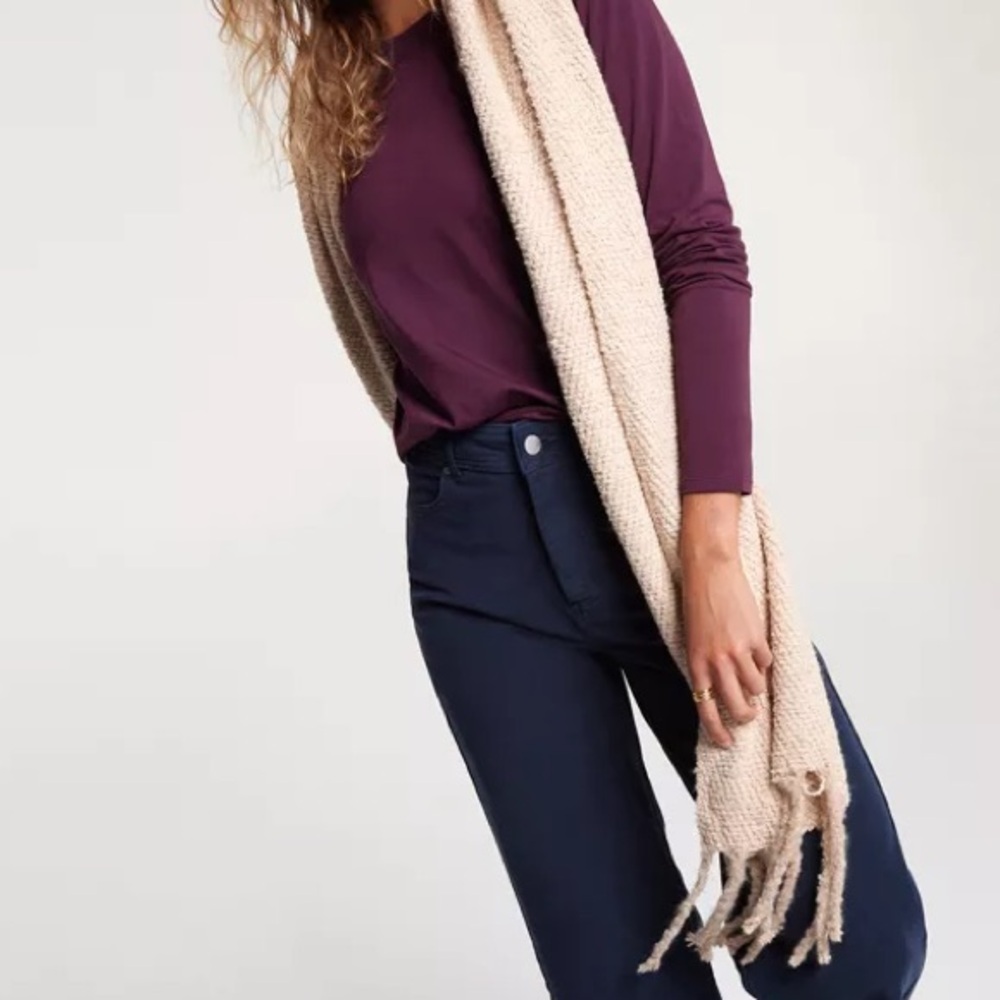 NWT CALIA Boucle Scarf Natural - Picture 3 of 4